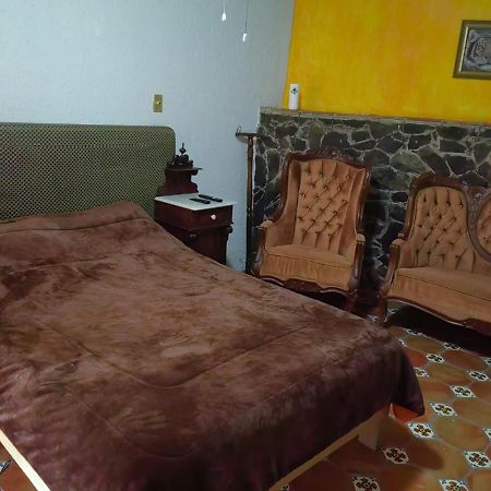 La Casa De Los Mangos Ajijic San Antonio Tlayacapan Buitenkant foto