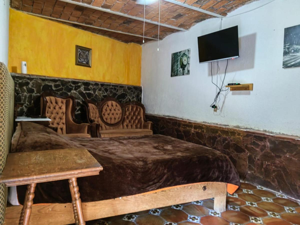 La Casa De Los Mangos Ajijic San Antonio Tlayacapan Buitenkant foto
